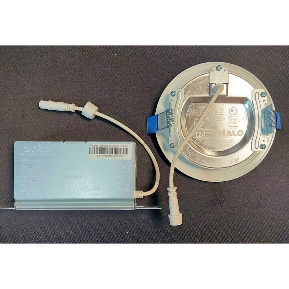 HALO 4 in. Ultra Thin LED Downlight, Color Changing, No Housing Needed *Tested - Picture 4 of 7
